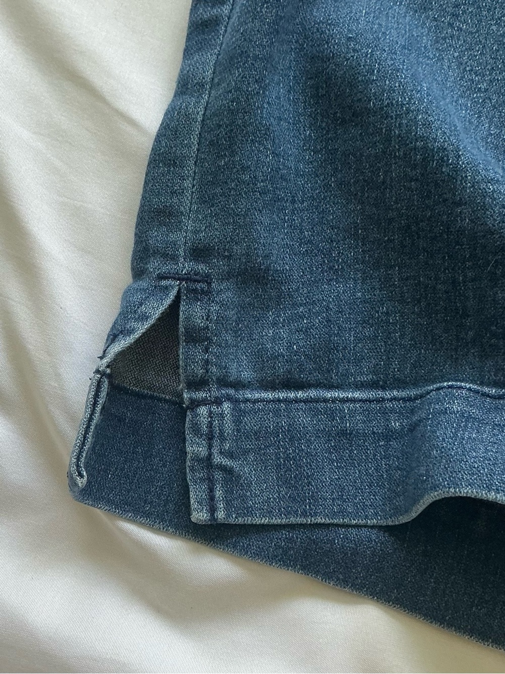 Westbound Woman Pull On Crop Denim Jeans Capris Plus Size 20W Side Slit Pockets - Picture 5 of 8